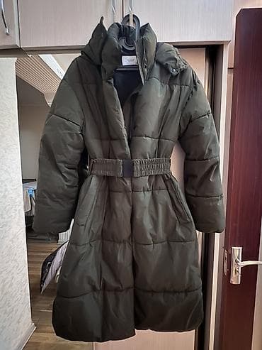 aşbaz geyimi: Qadın uzun qış paltosu – tünd yaşıl rəngdə, qalın puff (quilted) — 1