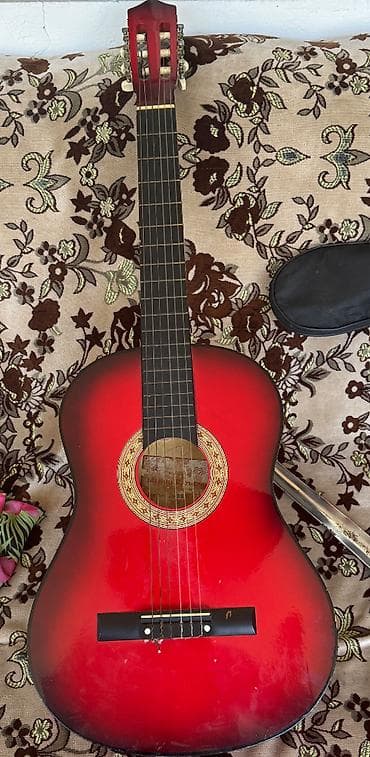 gitara klasik: İstifadiye tam yararlıdır təcilli satıram — 1