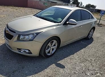 Продажа авто: Chevrolet Cruze sedan - Kuzov: sedan, qızılı/metalik rəng - — 3