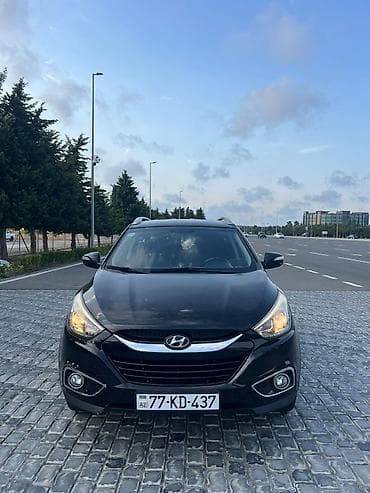 p4 disk: Hyundai ix35, qara rəng, şəhər və ailə istifadəinə uyğun yığcam — 7