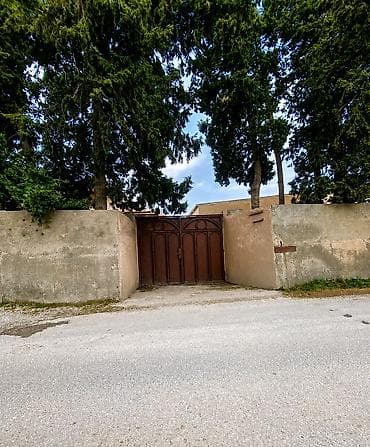 sarayda ev: Saray 3 otaqlı, 75 kv. m, Orta təmir — 1