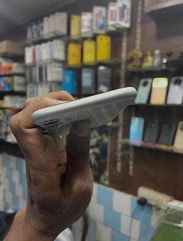 telefon redmi not 12: IPhone 11, 128 GB, Ağ, Zəmanət, Face ID, Sənədlərlə — 4