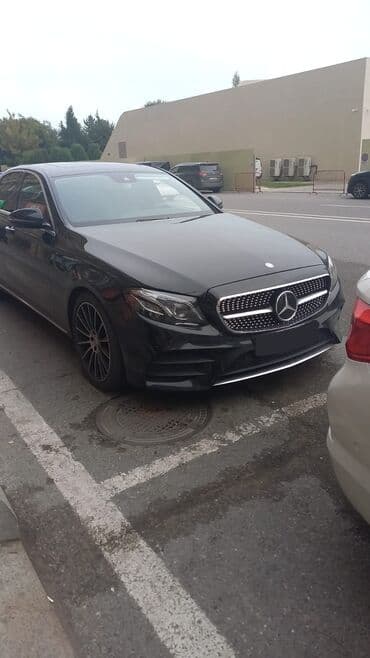 тойота камри 2012 цена: Mercedes-Benz E220d Sedan - Kuzov: sedan, qara rəng, xrom elementlər — 2