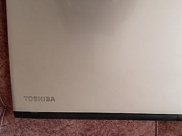 Toshiba: Toshiba Satellite C55-C-15S noutbuk batereykası saxlamır ekranda — 2