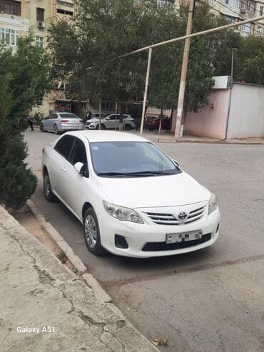 variator sürətlər qutusu: Toyota Corolla: 1.6 l | 2013 il Sedan — 2