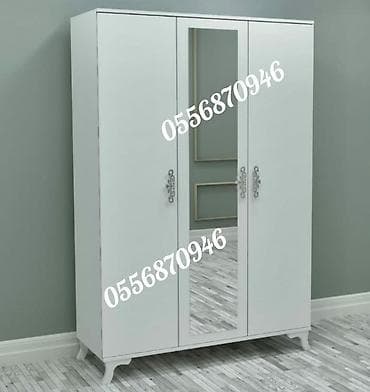 qatlanan stol: Sfoner dolap Geyim dolabları – ağ rəngdə, müasir minimalist dizayn. - — 1