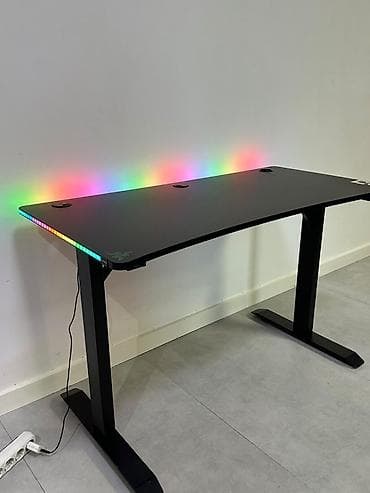gaming monitör: HALDUM Legend RGB oyun masası - Geniş, rahat iş səthi: karbon lif — 4
