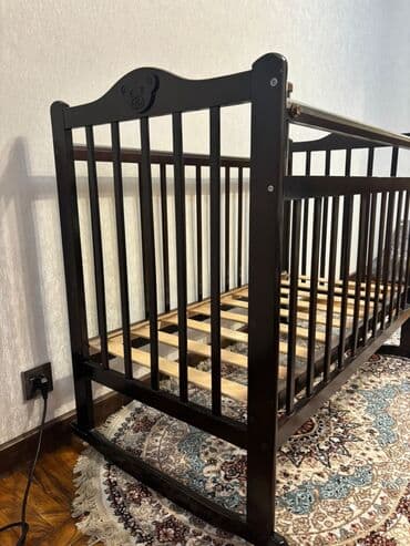 BMW: Oğlan və qız üçün, Dördbucaq, Beşik, Dəstsiz, Matrassız, Yellənmə mexanizm ilə — 2