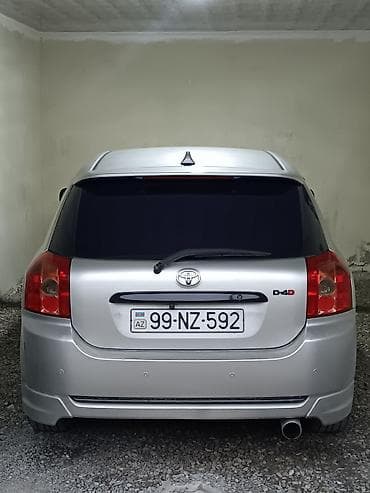 disk lider: Toyota Corolla (E120) Hatchback – D-4D dizel - Kuzov: 5 qapılı — 4