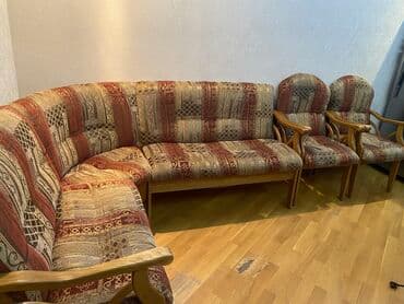 Трюмо: Rumıniyanın mətbex Künc divanı — 2