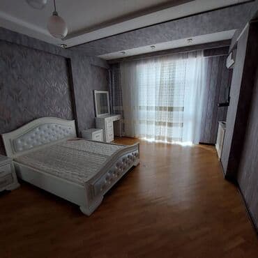 8 mikrorayon: 6-cı mikrorayon, 3 otaqlı, Yeni tikili, 100 kv. m — 3