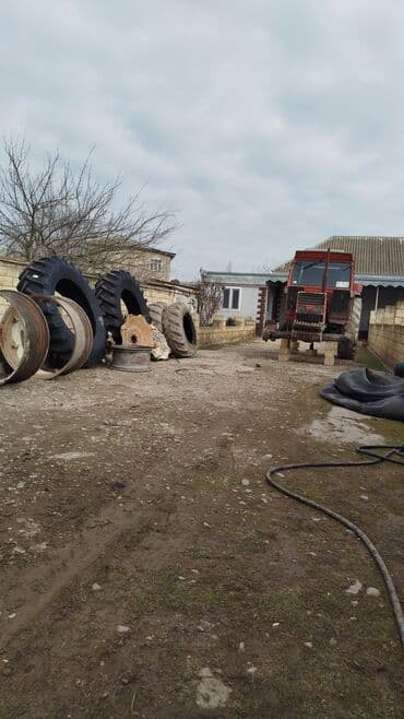 авто в азербайджане: Трактор New Holland 110-90, 2000 г., 110 л.с., мотор 9.9 л, Б/у — 6