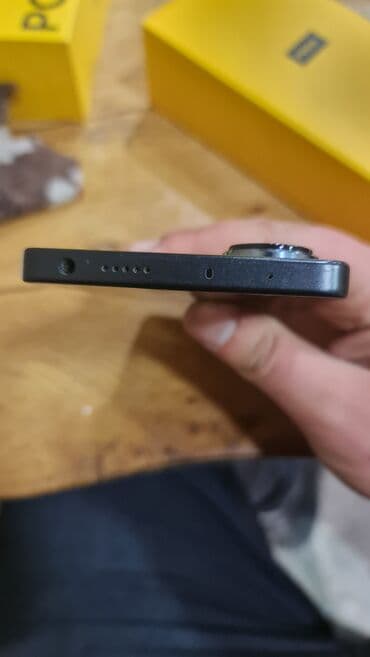 Apple iPhone: Poco M6 Pro 5G, 512 GB, rəng - Qara, Barmaq izi — 3