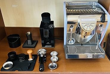 Qəhvə maşını Nuova simonelli, Yarımavtomat, Su qabı ilə, İşlənmiş — 7
