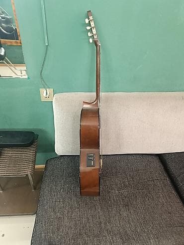 Fleytalar: Klassik gitara, Yamaha, İşlənmiş — 4