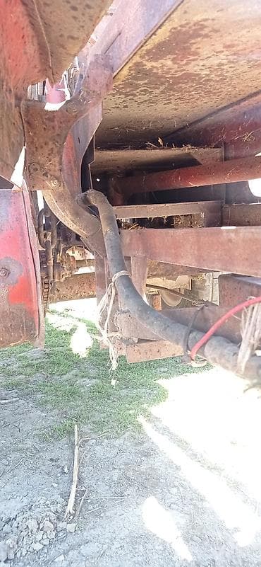 traktor quruzu: Saman-ot bağlama presi (pres-podborsik) - Traktorun PTO-su ilə — 5