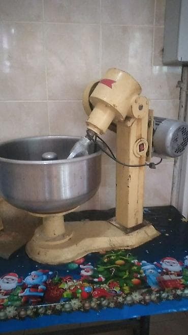 corek sobası: Sənaye tipli xəmir yoğurma və qarışdırma mikseri - Güclü elektrik — 1