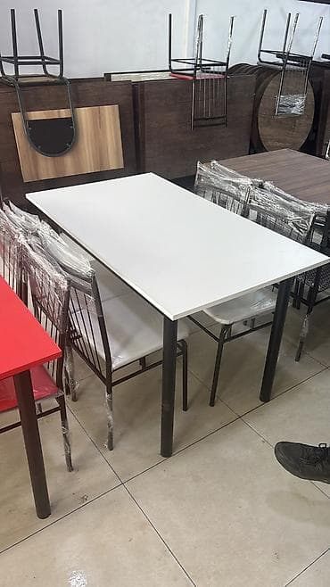 sutul: Heyet ve balkon üçun masa desti 4 stul masa 160 azn Şeher içi — 2