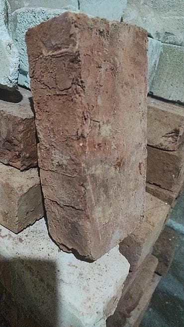 Məhəccərlər: Kohne sovet bişmiş kərpic satilir. kerpic Küreden sokulub. nezere alin — 3