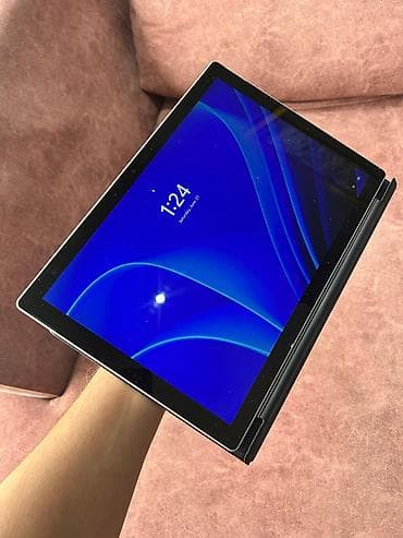komputer windows 7: Microsoft Surface Pro 7 Plus. Cihaz şəxsi istifadə olunub, texniki — 2