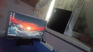 isi: Satılır: masaüstü kompüter komplekti (sistem bloku + monitor) Texniki — 1