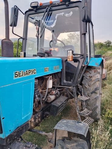 Грузовой транспорт: Belarus 821 markalı traktor. Kənd təsərrüfatı işləri üçün yararlıdır — 2