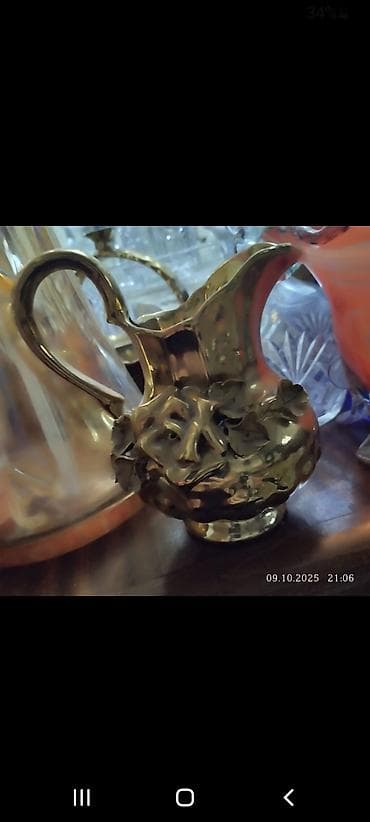 Rəng - Qızılı, Metal