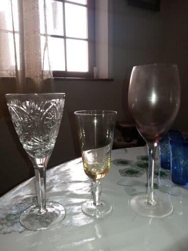 Продукты питания: Şüşə qədəh və stəkan dəsti - 2 ədəd kobalt-mavi rəngli, üzəri oyma — 3