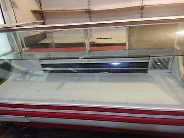 Vitrin xaladelnik icine sud qatiq kolbasa baliq et ve s qoymaq olar
