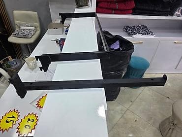 Magaza ucun vitrin asilqanlar 20 eded var her birinnen . Qiymet 5 ve — 2