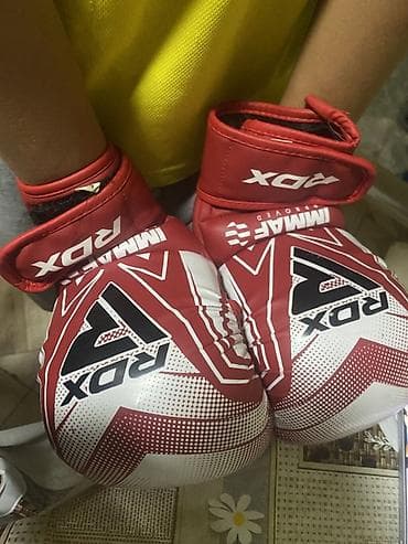 gips baş: Məhsul: RDX boks əlcəkləri (IMMAF approved) - Brend/model: RDX - — 2