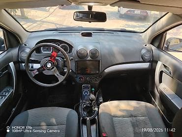 şevralet: Chevrolet Aveo: 1.5 l | 2026 il 55000 km Sedan — 5