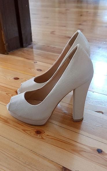 Tuflilər, Ölçü: 38, rəng - Bej, Yeni lalafo.az -da Tuflilər, Ölçü: 38, rəng - Bej, Yeni