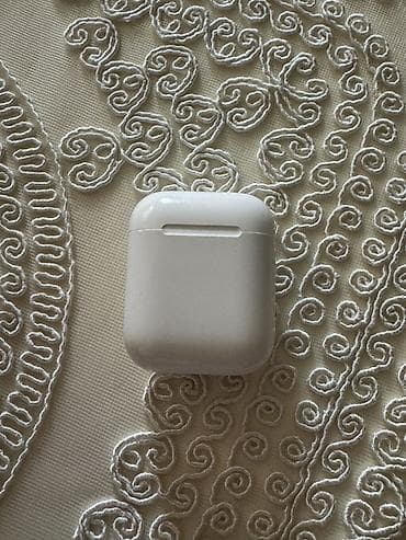 Airpods 2 yaxshi vezyetdedi zaraatka normal saxlayir gulagciglar