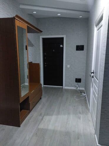 ev certiyojları: Mənzil kirayə verilir. Qaraçuxur 5 mərtəbəli apartman evlər. 5.3 — 6