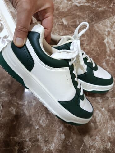 beqa üçün qadın krossovkaları: FLO, Ölçü: 38, rəng - Ağ, İşlənmiş — 7