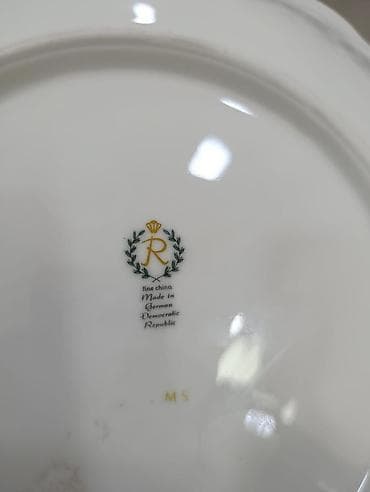 8 mart aid sekiller: Tort və şiriniyyat qabı — 4