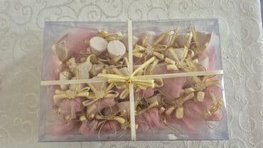 Zərif qutuda Toy və Nişan Xonçalarının Aksesuarları: - Şəffaf