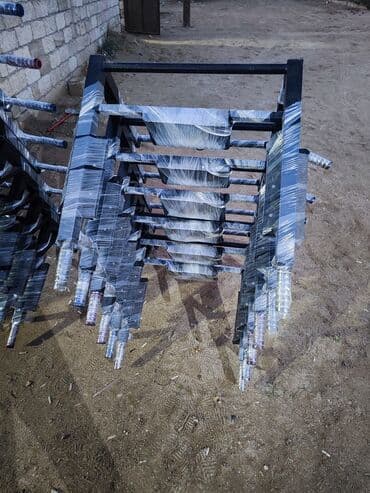 divara vurulan turnik: Turniklətin Satışı Ciddi Alıcılar Zəng Edib Sifariş edə Bilər — 1