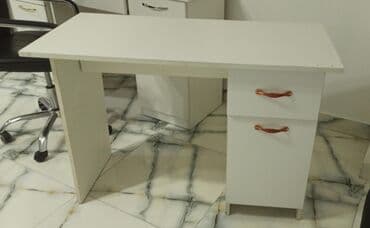 Quruducular: İşlənmiş, Manikür üçün masa — 1