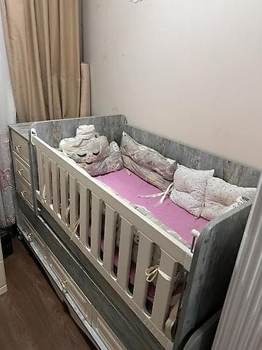 ağ stullar: Oğlan və qız üçün, İşlənmiş, Dördbucaq, Beşik, Dəst ilə, Matras ilə, Yellənmə mexanizmsiz — 7