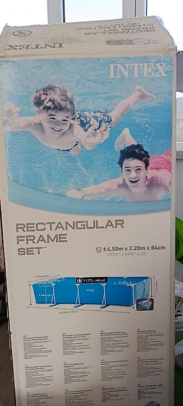 Maskalar, eynəklər: 1 ay istifadə olunub. Filtırı da var. 350 manata alınıb. Satiriq 150 — 3