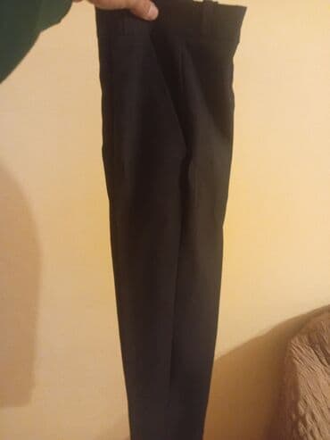 plissir məxmər ətəklər: 8 yaş oğlan uşağı üçün klassik kostyum dəsti. Alındığı gündən cəmi 2 — 2