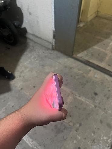 ipone 8: IPhone 16, 128 GB, Çəhrayı — 8