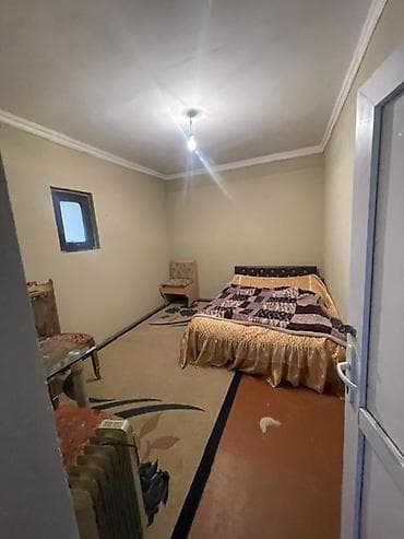 insaatcilarda 1 otaqli evler: İcarəyə verilir: sadə, ayrı girişli 2 otaqlı yaşayış sahəsi — 7