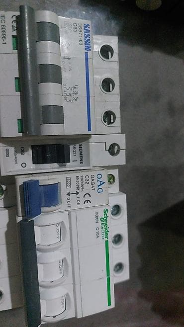 IEK, Sassin və Siemens kontaktorları dəsti Məhsullar: - IEK KMI-23210 — 8