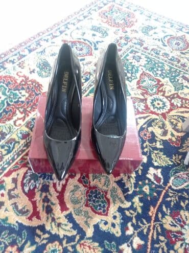 туфли новая не одевала не разу: Туфли, Размер: 40, Новый — 3