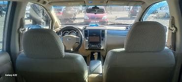 momo sükan: Nissan Tiida hatchback - Kuzov: 5 qapılı hatchback, gümüşü rəng - — 2