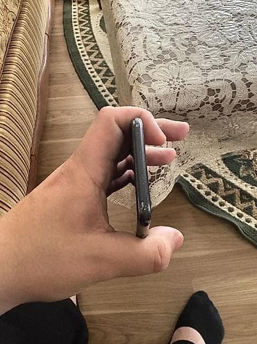 iphone 2 ci el: IPhone 7, 32 GB, Qara, Barmaq izi — 6