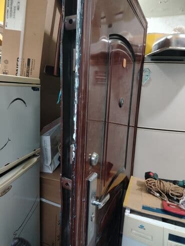 Balıq qulağı: İşlənmiş Metal Həyət darvazası, Yana açılan — 3